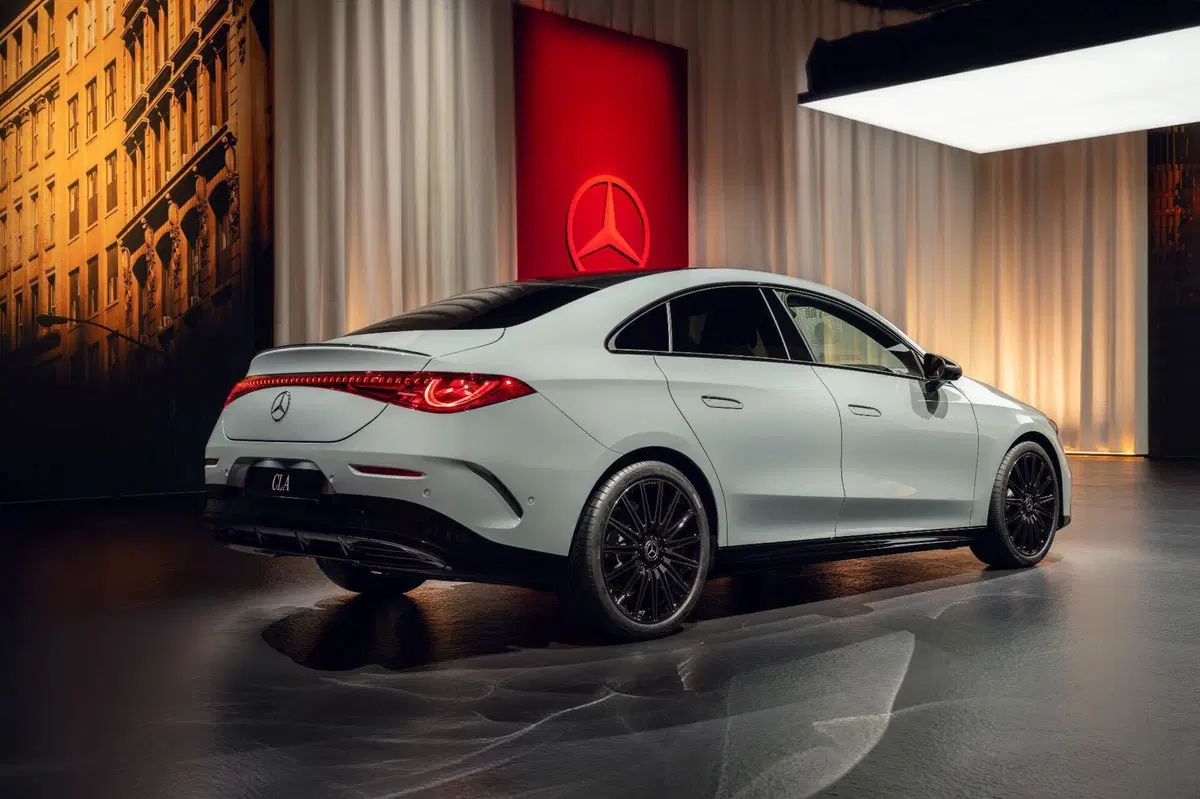 Nuova MERCEDES CLA 2026 | Fino a 792 km di autonomia. Da 56.000 euro… [VIDEO] (23)