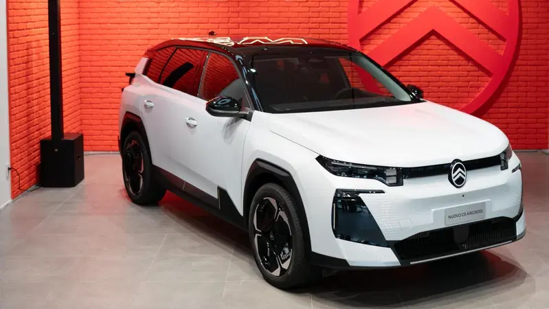 Citroen apre gli ordini della nuova C5 Aircross: caratteristiche, prezzi e allestimenti 