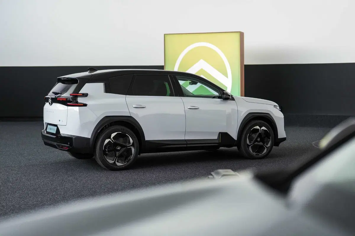 Citroen C5 Aircross 2025: una lounge su ruote per famiglie [VIDEO] (21)