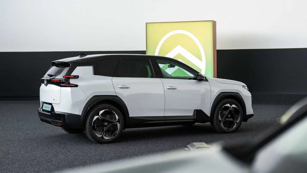 Citroen C5 Aircross 2025: una lounge su ruote per famiglie [VIDEO] (23)