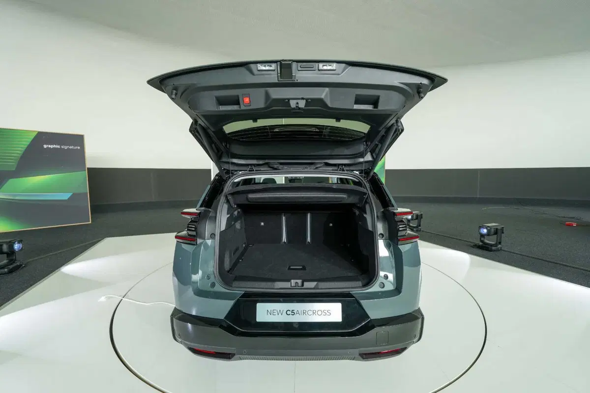 Citroen C5 Aircross 2025: una lounge su ruote per famiglie [VIDEO] (29)