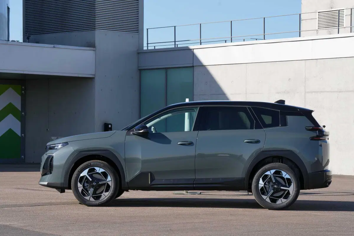 Citroen C5 Aircross 2025: una lounge su ruote per famiglie [VIDEO] (36)