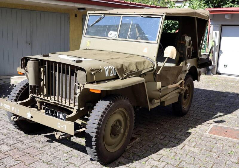 Jeep Willys MB Slat Grilld'epoca del 1941 a Collecchio