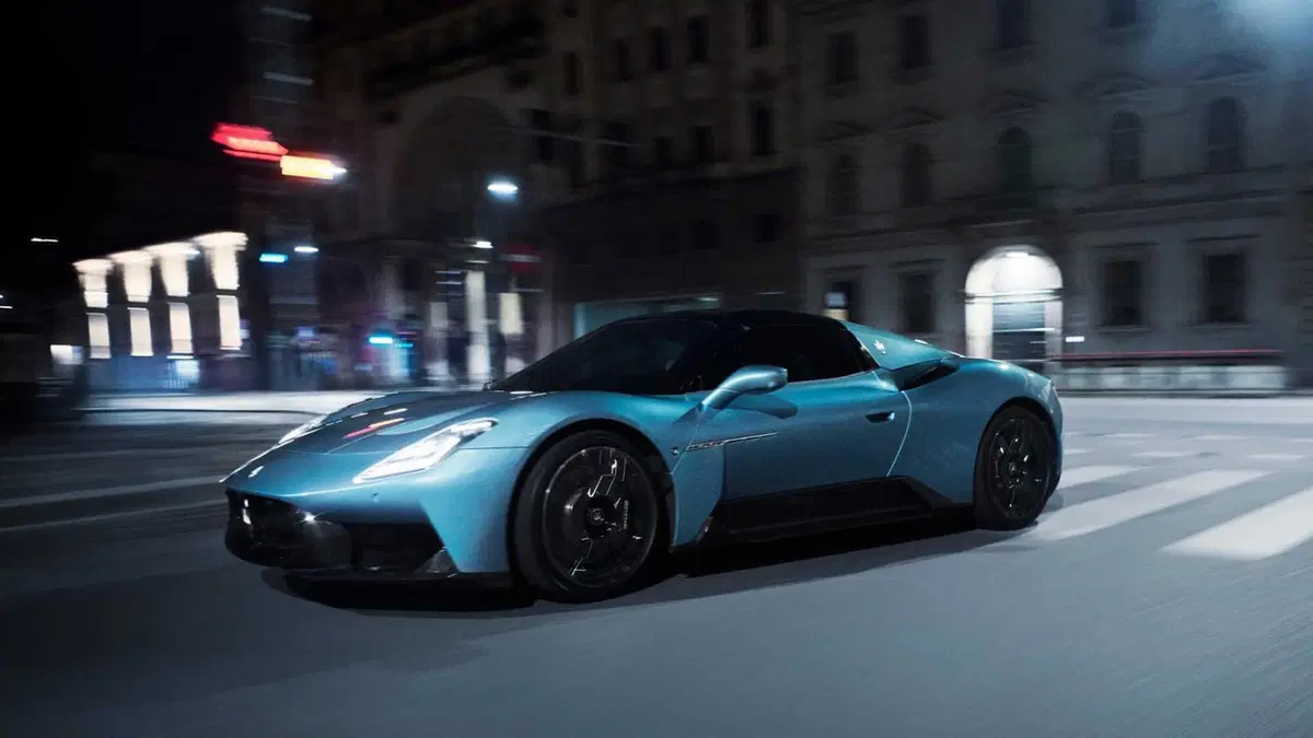 Maserati MCPura Spider (2025-->>) (12)