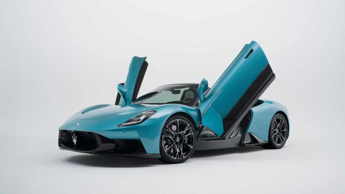 Maserati MCPura Spider (2025-->>) (4)
