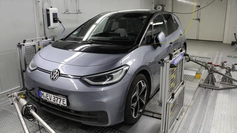 Durabilit&agrave; delle elettriche? Il test sulla Volkswagen ID.3 sorprende tutti 