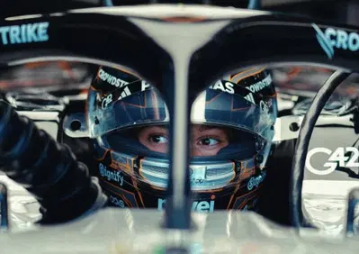 Andrea Kimi Antonelli: “In F1 è come nuotare tra squali”. Ispirazioni? Senna, Valentino Rossi, Sinner e... Messi
