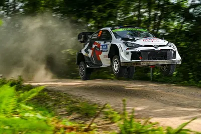 WRC25 #8 Estonia D3. Oliver &ldquo;Twist&rdquo; Solberg: un fenomeno! [VIDEO]