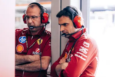 F1. Hamilton vuole una Ferrari su misura nel 2026. D&rsquo;Ambrosio frena: "Lo&iuml;c Serra non far&agrave; eccezioni, prima la prestazione, poi i piloti"