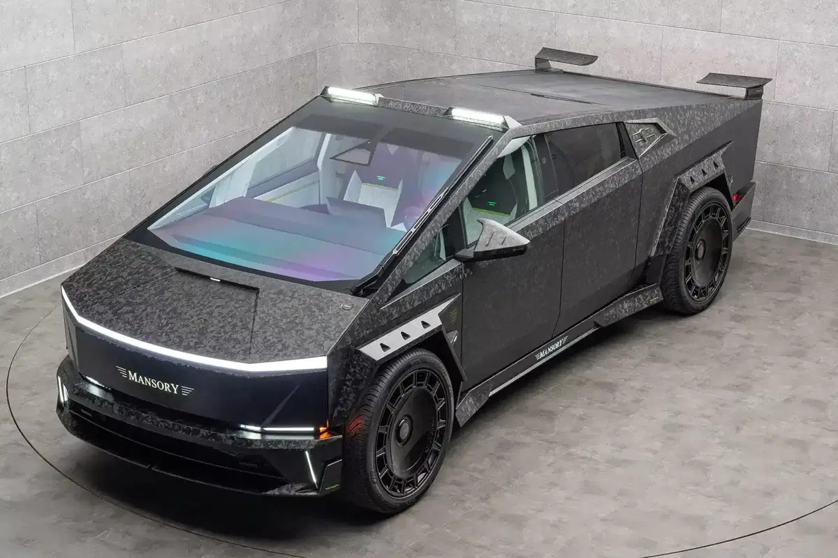 Tesla Cybertruck secondo Mansory: il tuning estremo che nemmeno Tesla aveva osato immaginare (3)