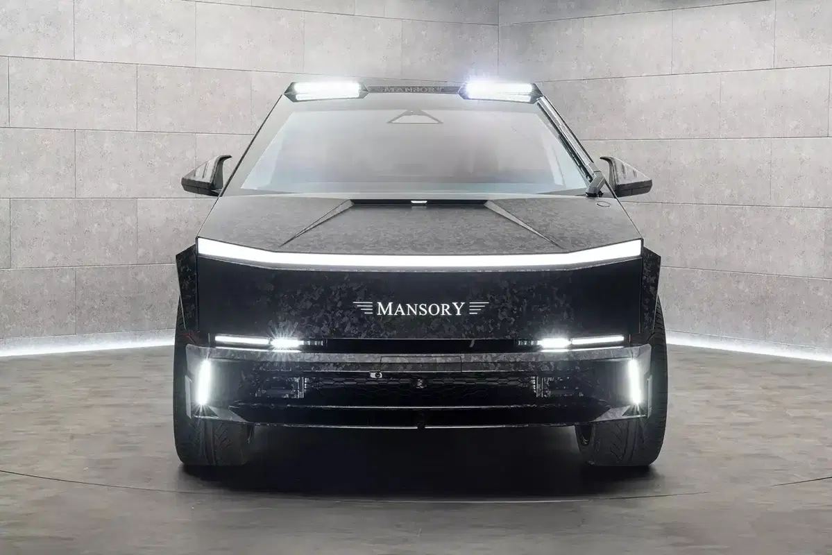 Tesla Cybertruck secondo Mansory: il tuning estremo che nemmeno Tesla aveva osato immaginare (4)