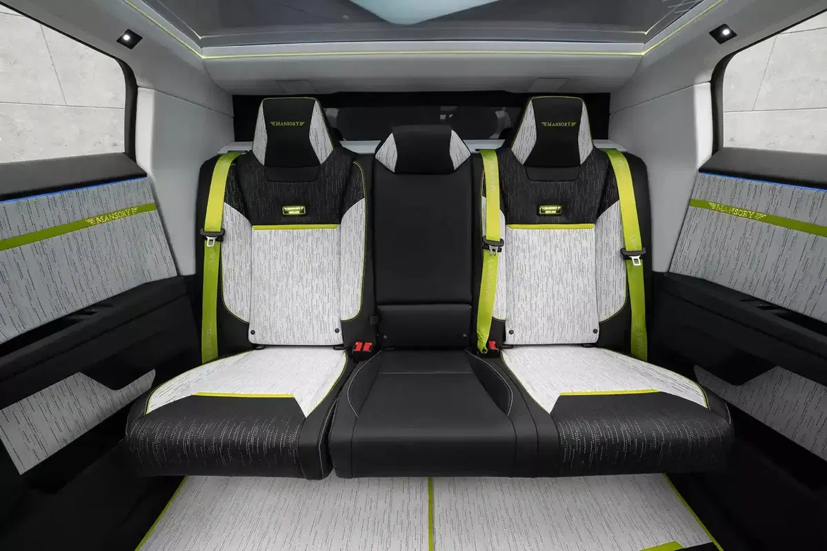 Tesla Cybertruck secondo Mansory: il tuning estremo che nemmeno Tesla aveva osato immaginare (11)