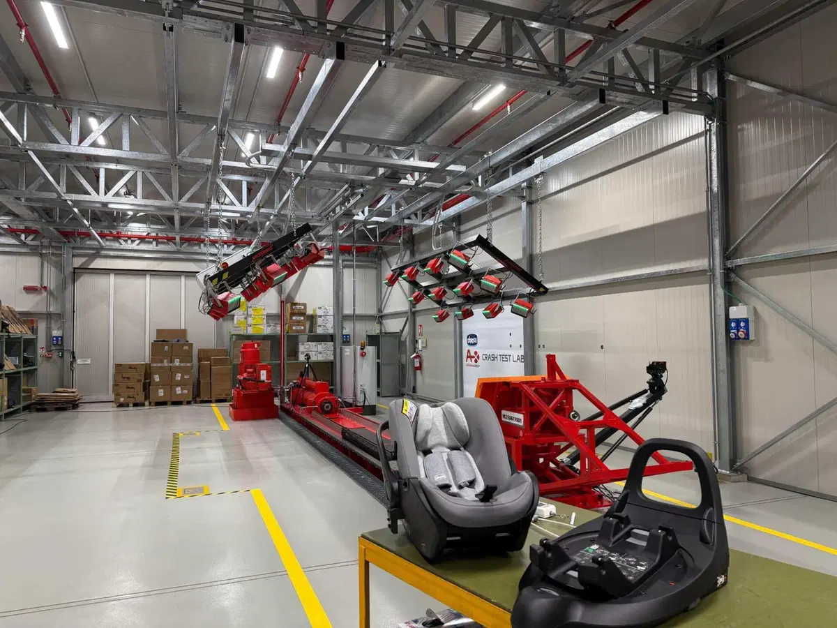 Sicurezza in auto: l'importanza del seggiolino, ecco cosa succede durante un crash test (3)