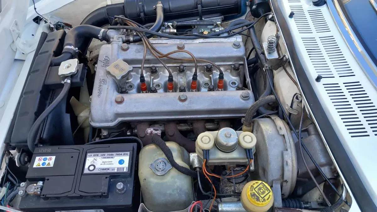 Alfa Romeo Spider 2000 veloce d'epoca a Mantova (12)