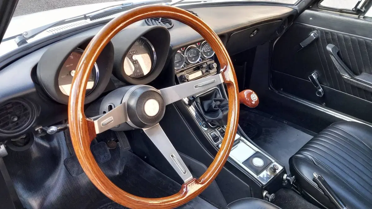 Alfa Romeo Spider 2000 veloce d'epoca a Mantova (14)