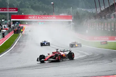 Com'&egrave; possibile che in Formula 1 si faccia cos&igrave; fatica a correre sul bagnato? 