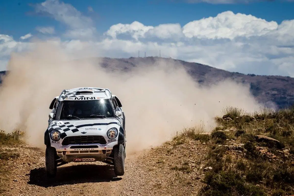 Baja Spagna. Super Al Attiyah (Toyota) e Super Barreda (Honda)