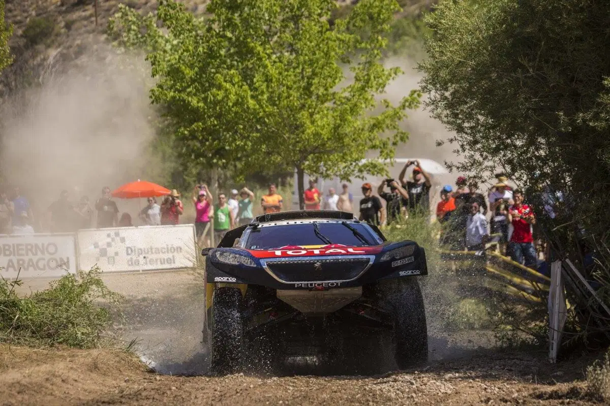 Baja Spagna. Super Al Attiyah (Toyota) e Super Barreda (Honda) (6)