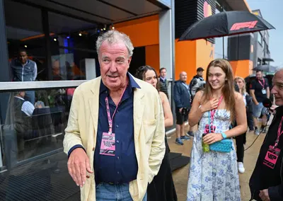 F1, Clarkson attacca la direzione gara del GP del Belgio: "Caro Dio del cielo, cosa sta facendo?"