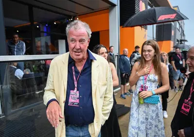 F1, Clarkson attacca la direzione gara del GP del Belgio: Caro Dio del cielo, cosa sta facendo?