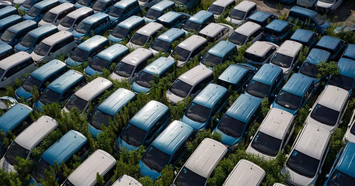 Cina, lo scandalo delle vendite gonfiate: le case auto &ldquo;assicurano&rdquo; vetture prima della vendita per sembrare vincenti