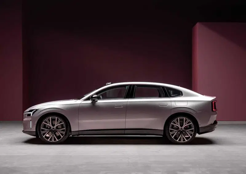 Volvo ES90 (2025-->>) (2)
