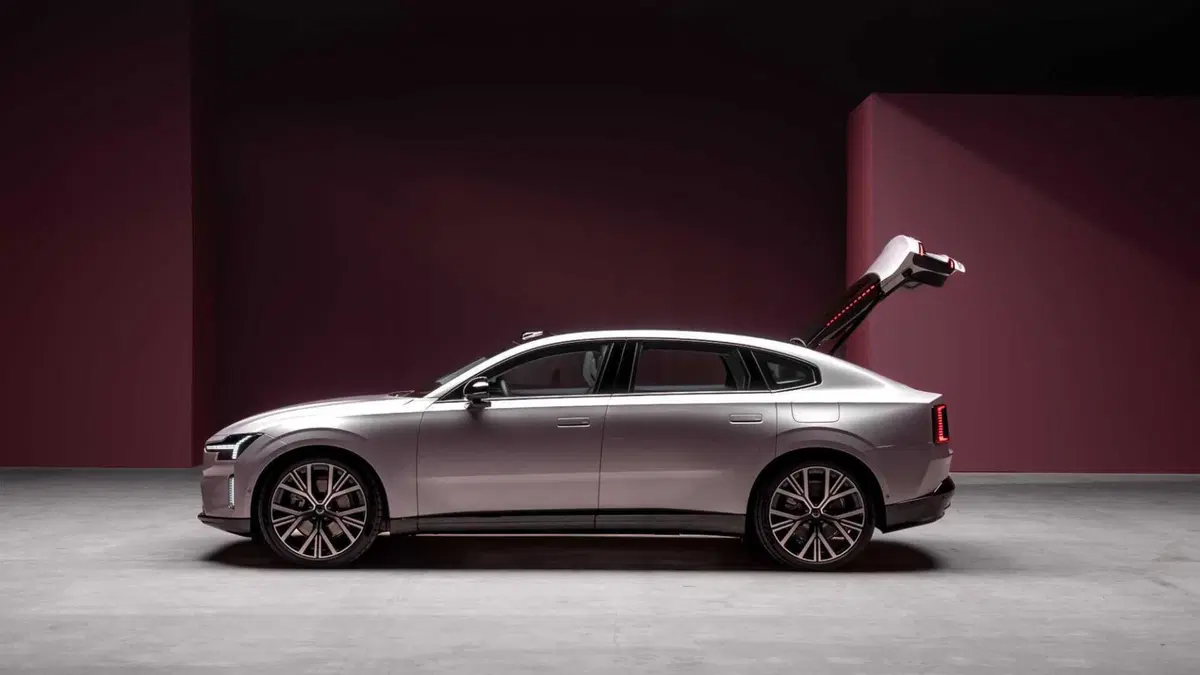 Volvo ES90 (2025-->>) (3)