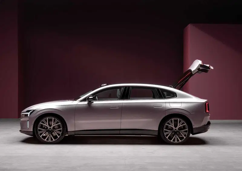 Volvo ES90 (2025-->>) (3)