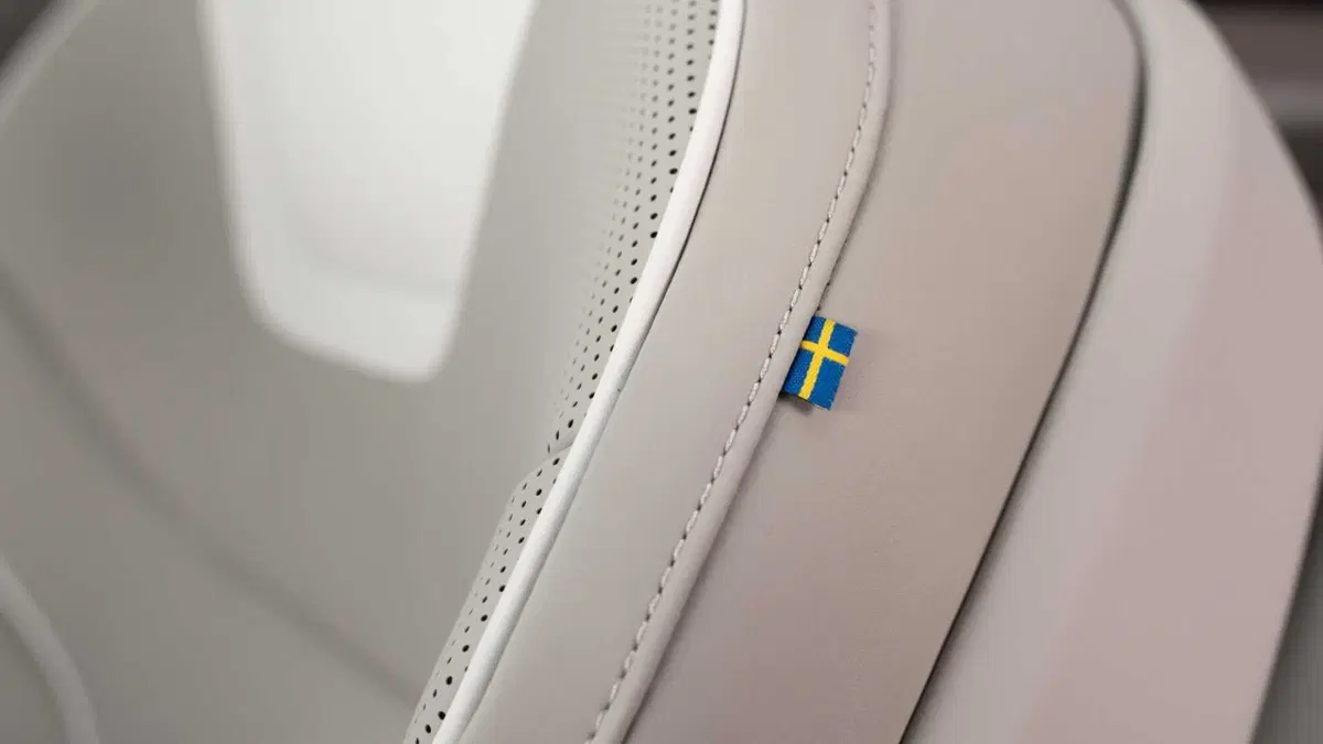 Volvo ES90 (2025-->>) (24)