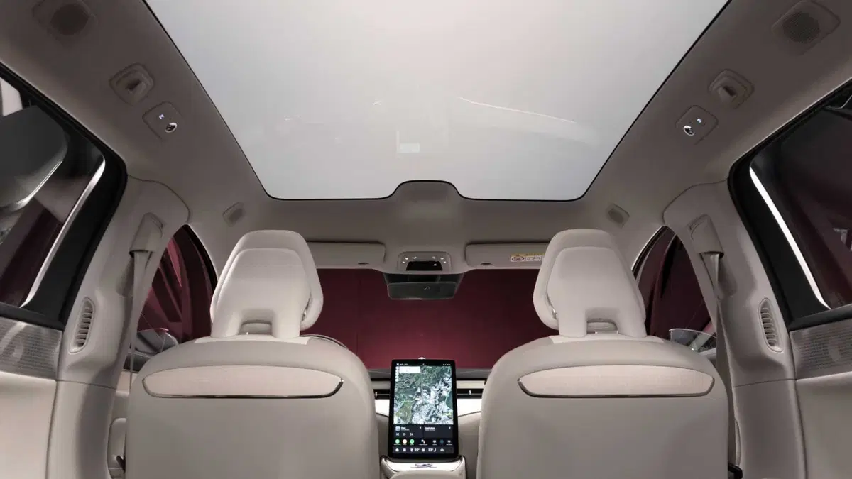 Volvo ES90 (2025-->>) (10)
