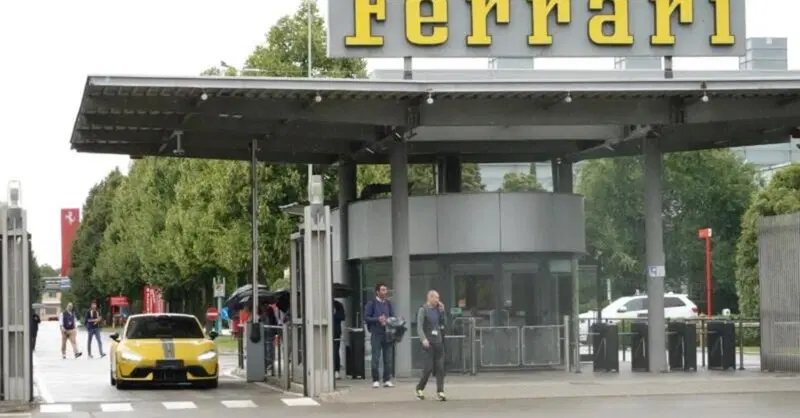 Ferrari studia la SU7 Ultra di Xiaomi: Maranello sotto shock [Foto Spia]