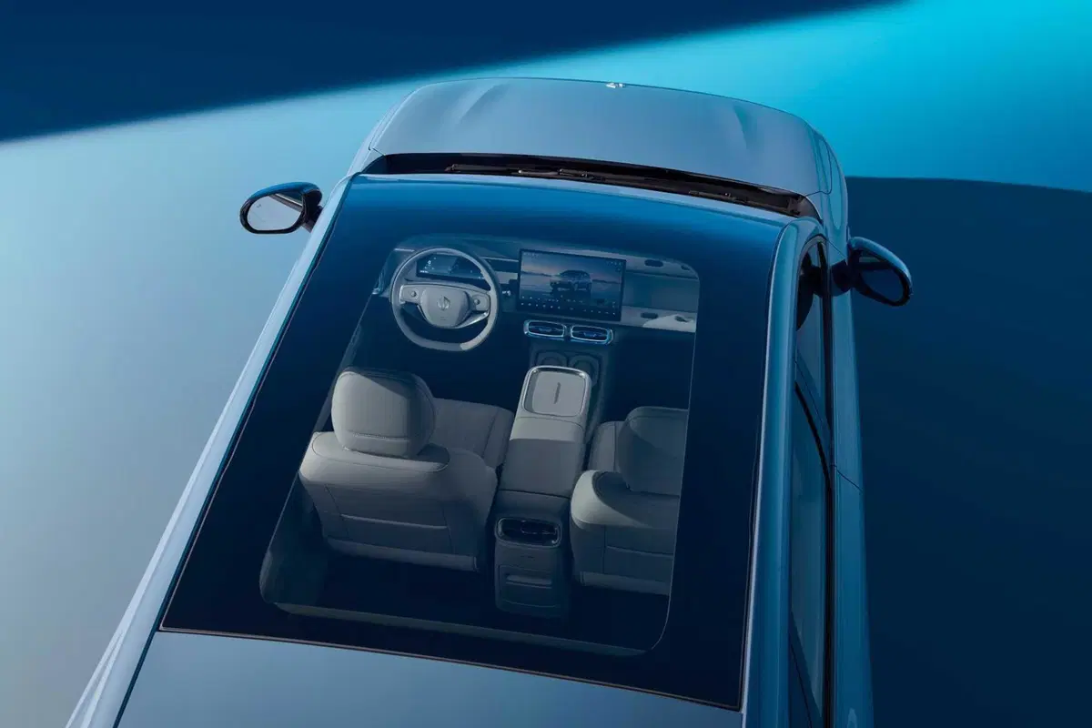 Leapmotor B10: il nuovo SUV elettrico compatto sbarca in Europa, il prezzo? Il migliore tra i C-Suv (4)