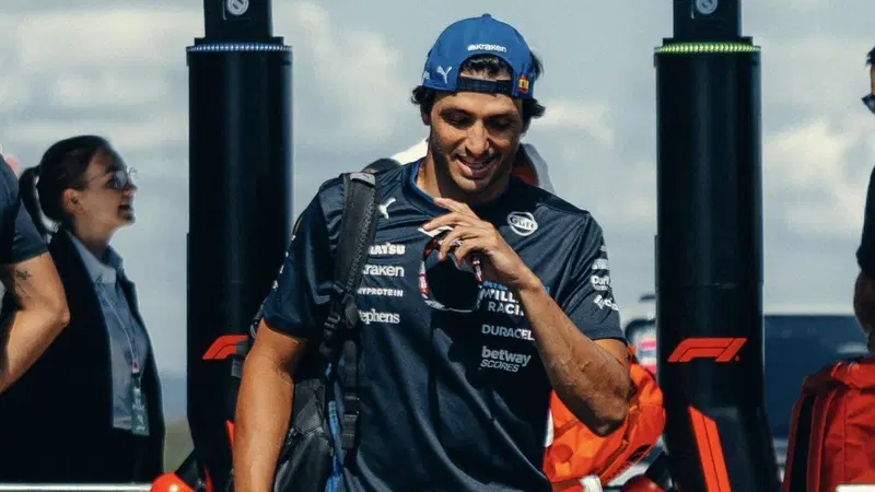 F1. GP Ungheria, Sainz: "Il rinnovo di Vasseur? In Ferrari serve per spegnere le polemiche"