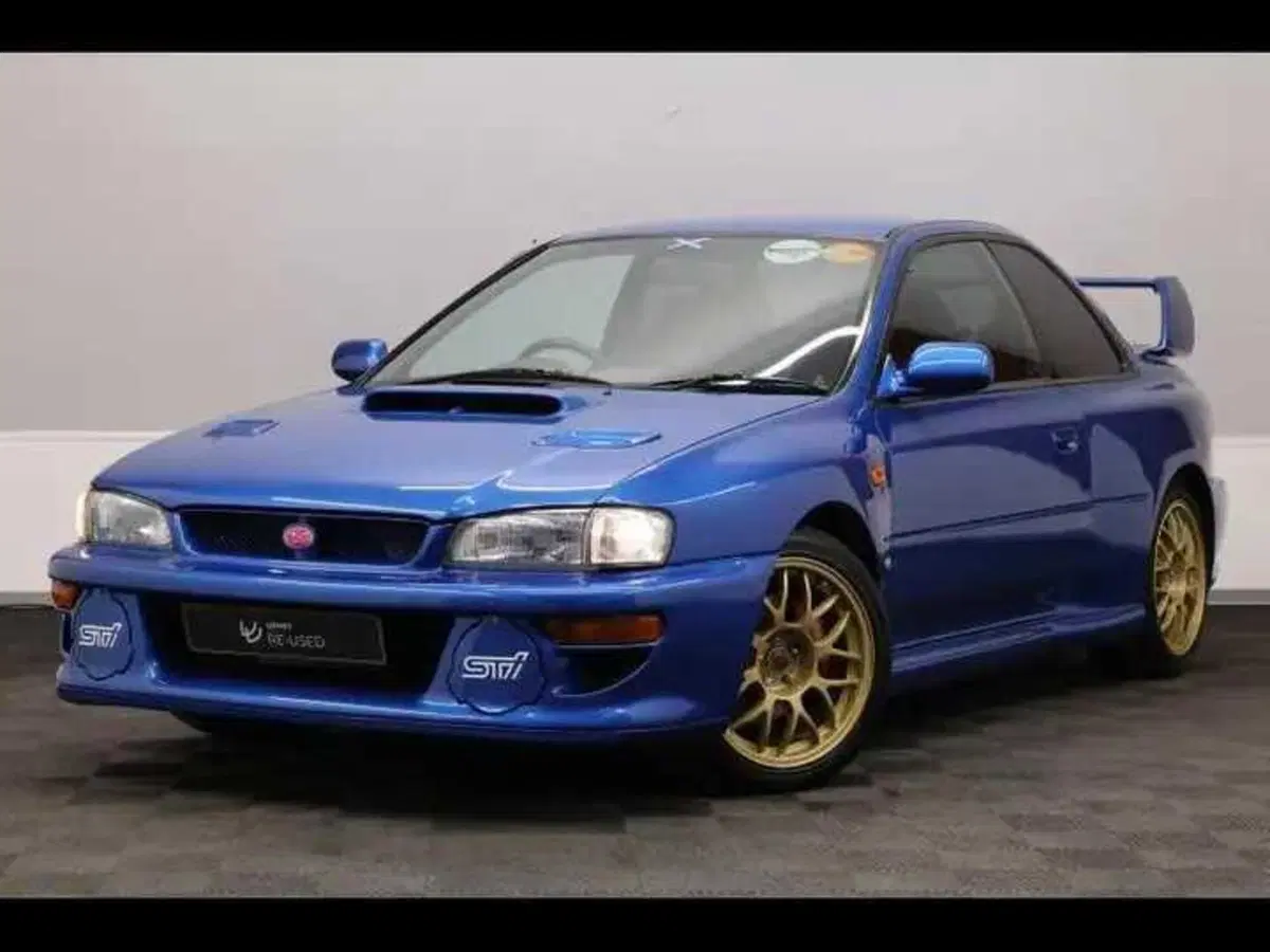 Subaru Impreza 22B: la leggenda del rally è in vendita, ma a che prezzo...