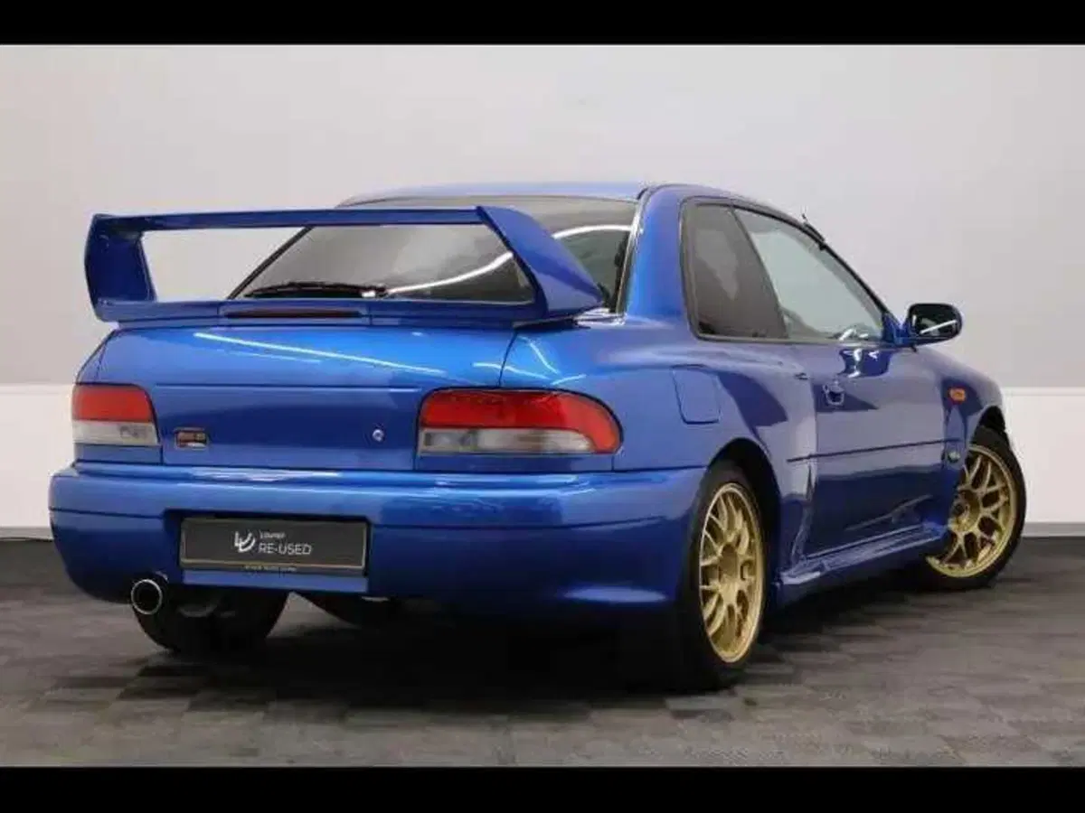Subaru Impreza 22B: la leggenda del rally è in vendita, ma a che prezzo... (2)