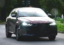 Alfa Romeo Tonale, in arrivo il restyling: primo prototipo avvistato su strada [Foto Spia]