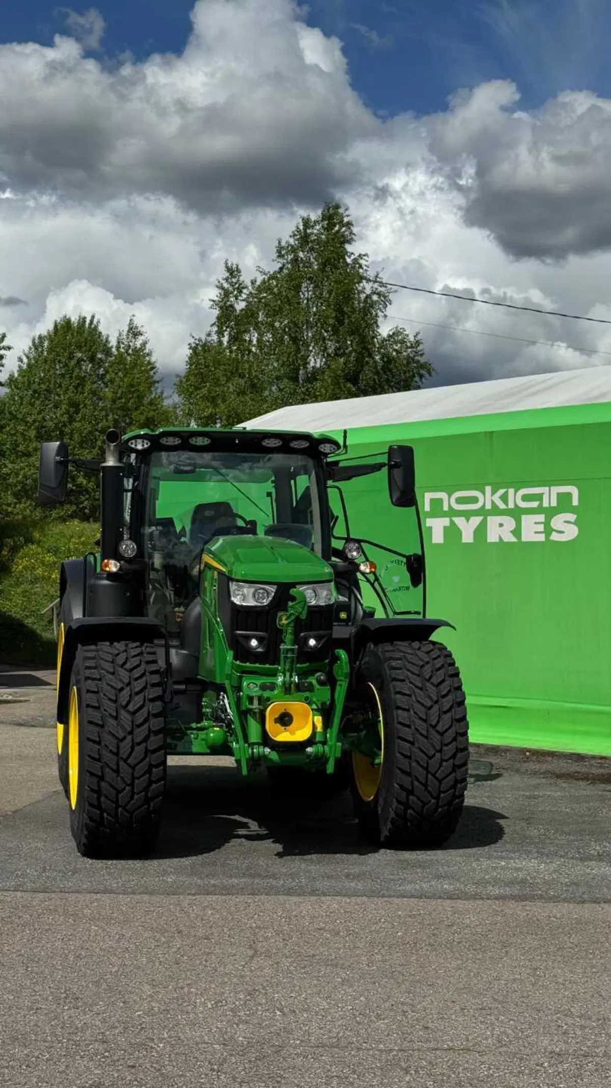 Ecco come nascono gli pneumatici per uso pesante Nokian Heavy Tires (9)