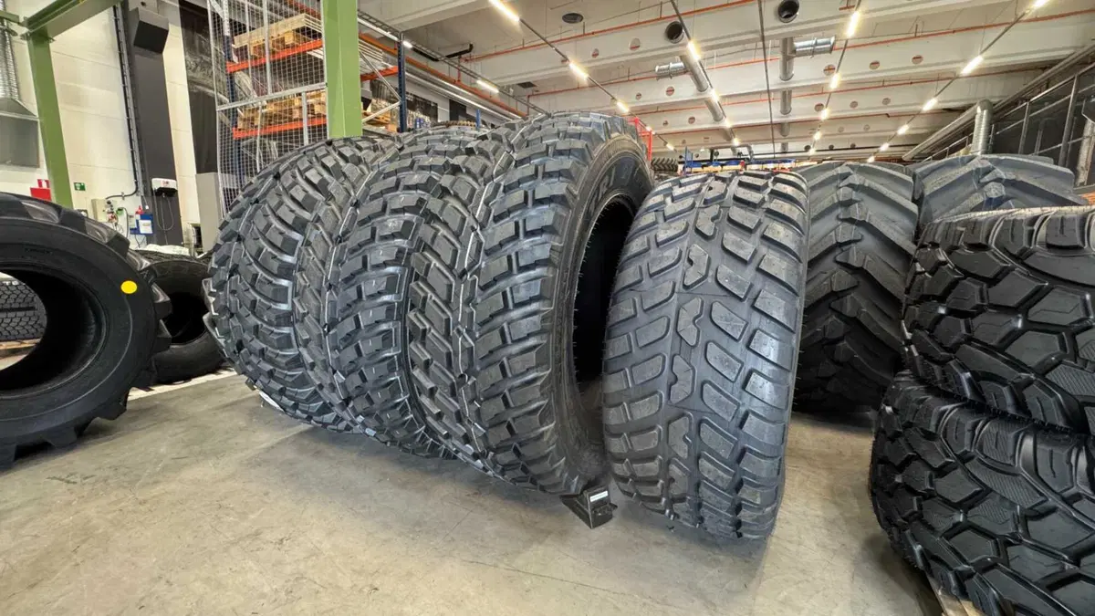 Ecco come nascono gli pneumatici per uso pesante Nokian Heavy Tires (12)