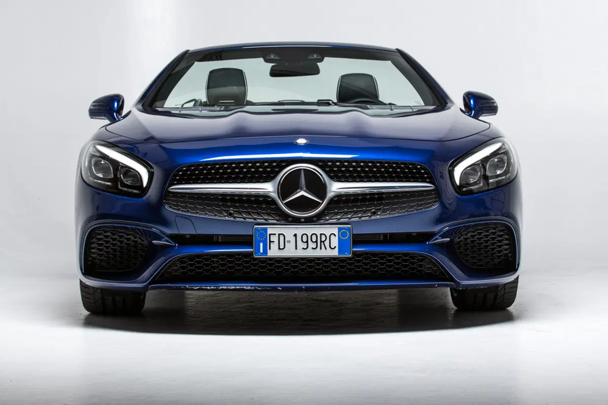 Mercedes-Benz SL: scopri gli interni nel video a 360° (2)