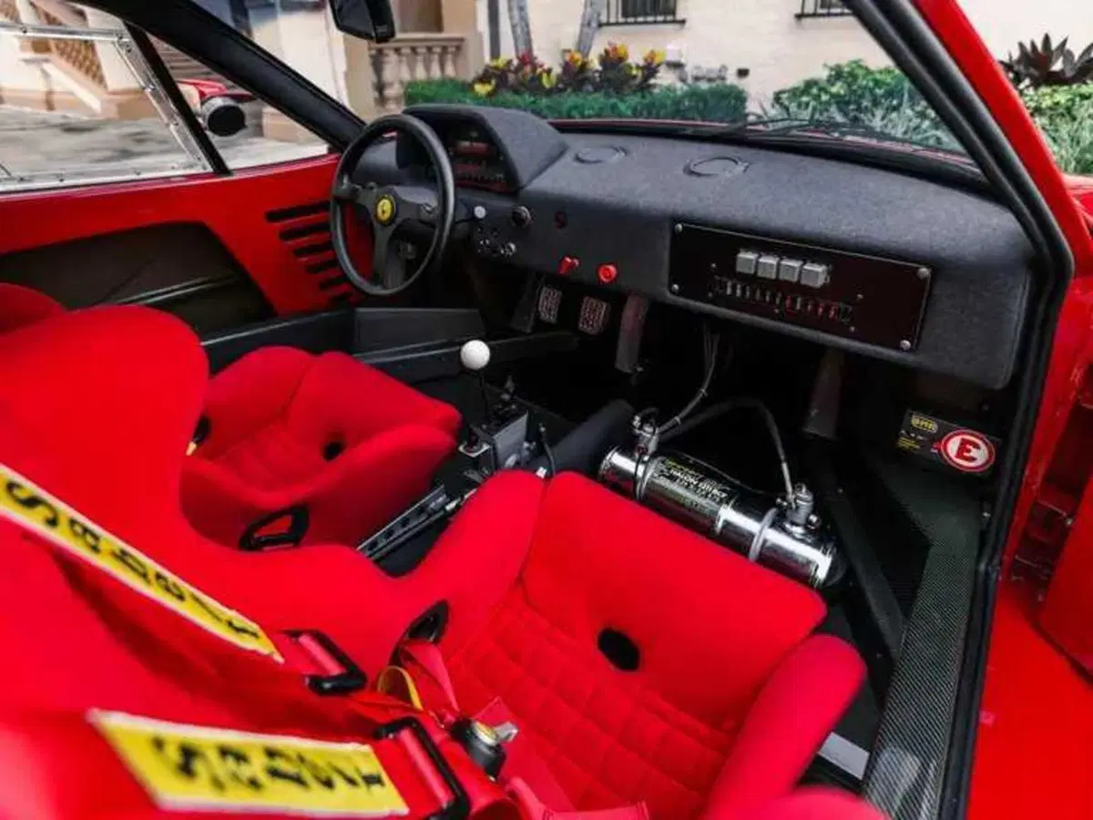 La F40 più cara al mondo potrebbe essere vostra (11)
