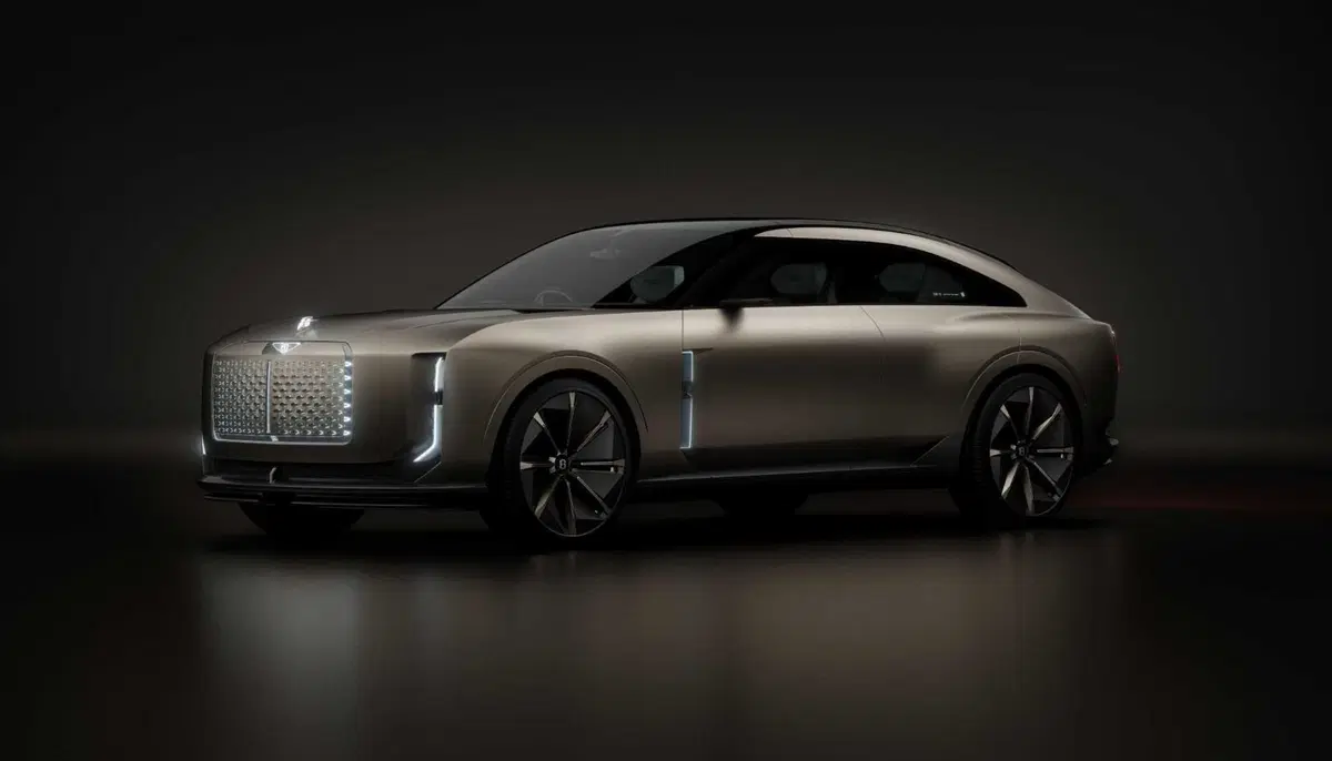 Bentley inaugura una nuova era di design: il futuro è elettrico, ma con lo stile di sempre
