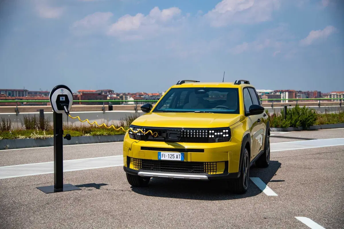 Immagini di nuova Fiat Grande Panda