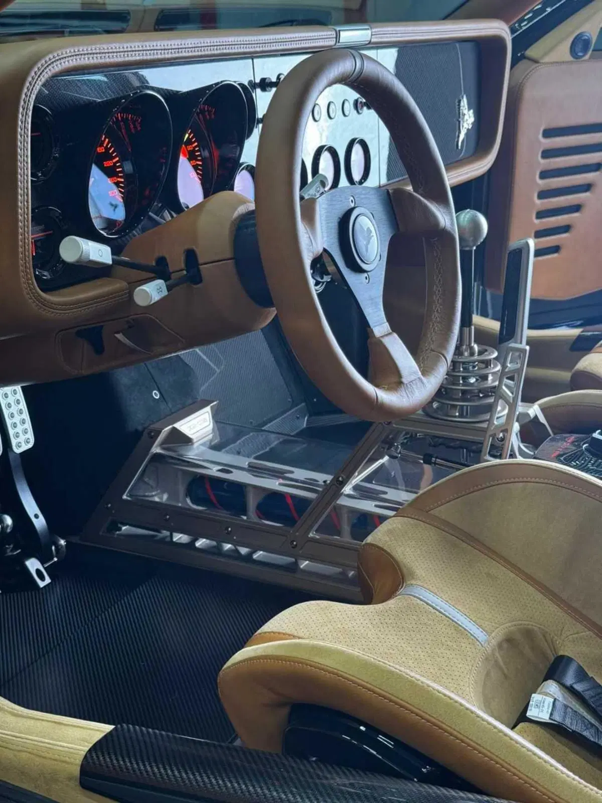 Kimera EVO38, debutto in California: un inno alla meccanica pura (4)