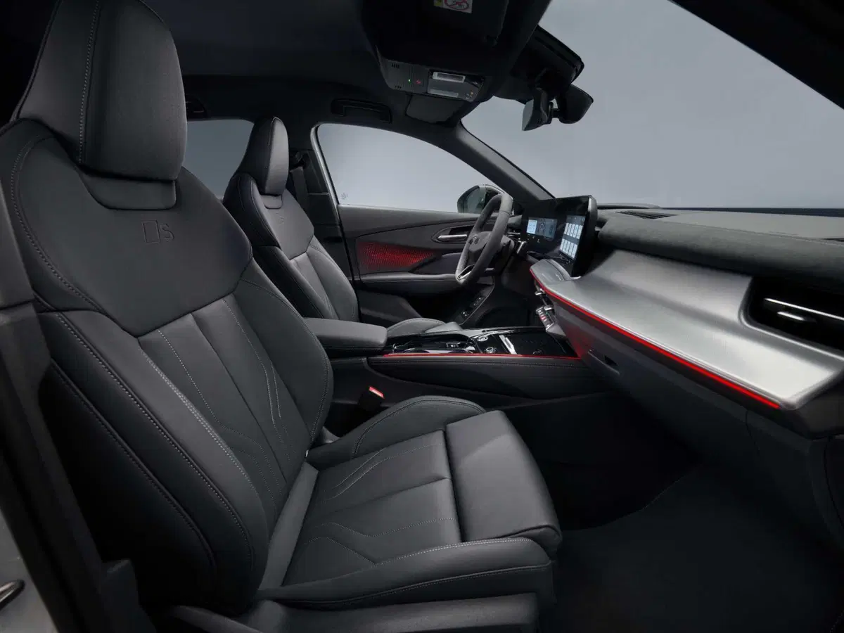 Nuova Audi Q3 Sportback, arriva la terza generazione: il SUV compatto premium diventa più digitale, efficiente e sportivo (34)