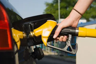 Gasolio &ldquo;allungato&rdquo; a Valmontone: sequestrati 2mila litri, denunciato il titolare di un distributore