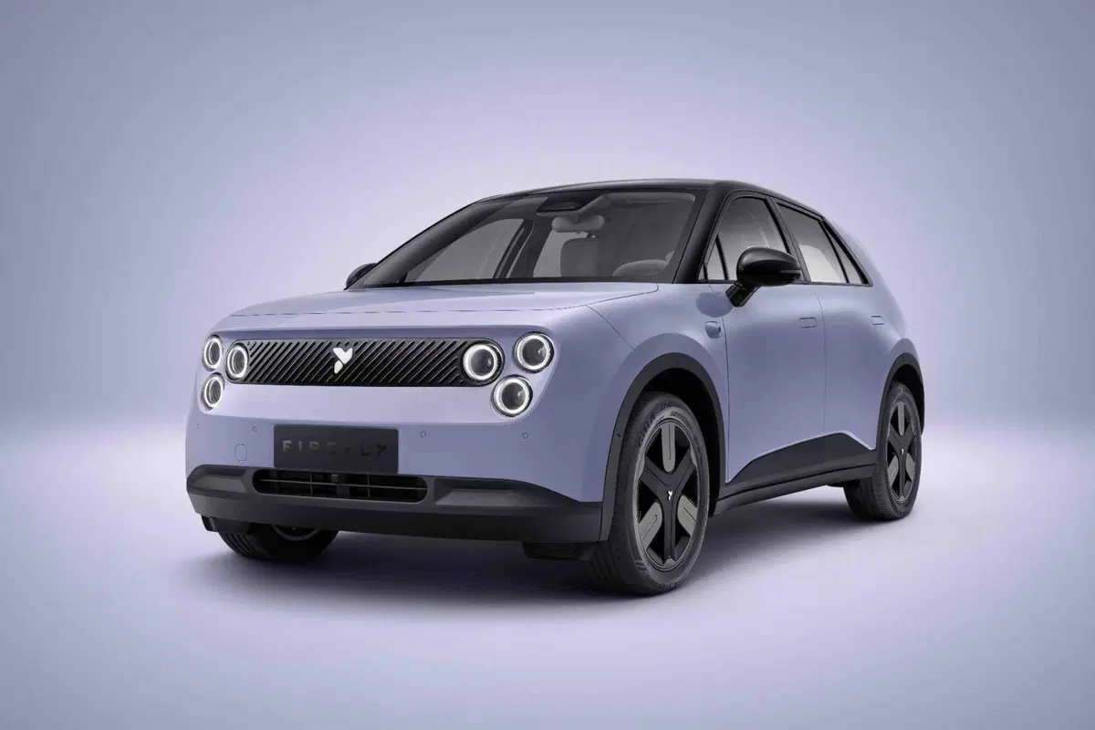 NIO presenta Firefly: la city car elettrica premium arriva ufficialmente in Europa