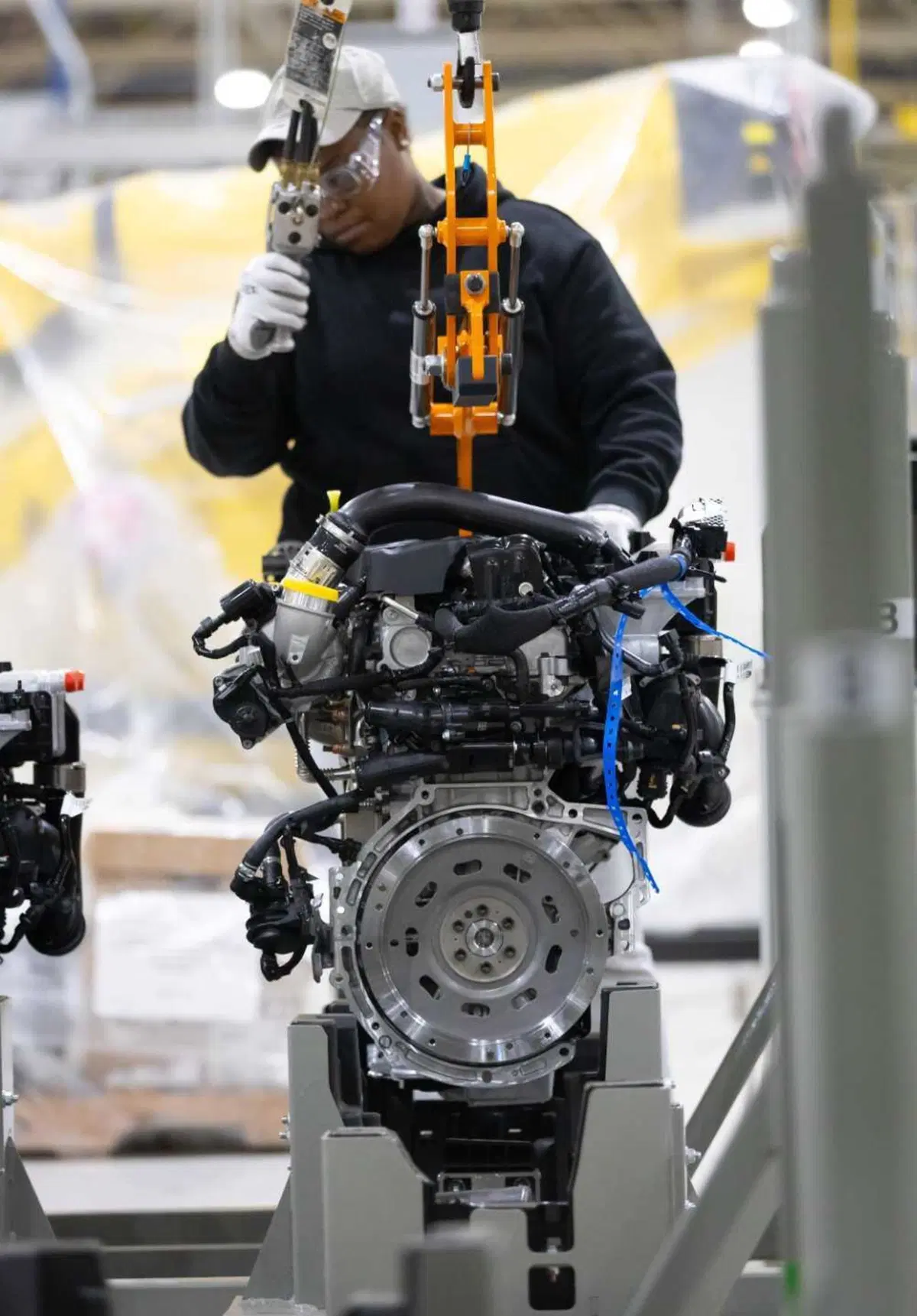 Stellantis svela il nuovo motore 1.6 turbo ibrido (4 cilindri): debutto sulla Jeep Cherokee 2026, attese applicazioni anche in Europa (2)