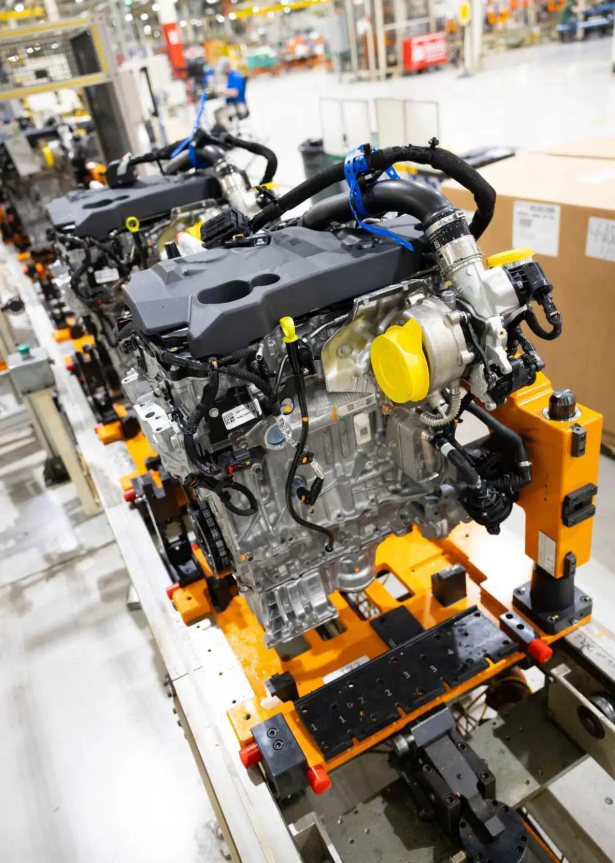 Stellantis svela il nuovo motore 1.6 turbo ibrido (4 cilindri): debutto sulla Jeep Cherokee 2026, attese applicazioni anche in Europa (4)