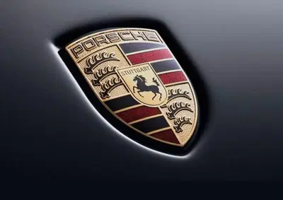 Porsche rivede i piani sulle batterie: stop al contratto con Valmet dopo Cellforce