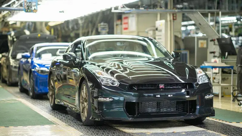 Nissan GT-R: finisce la produzione dopo 18 anni, addio alla leggendaria R35
